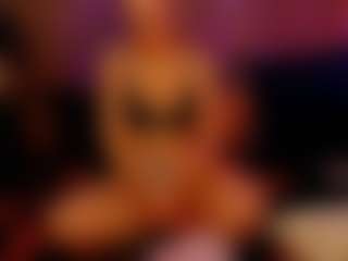 Live cam show with Ariana - Tiny on Mixed Magazine Live