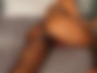 Live cam show with Angellyque - Long Legs on Hubzter Live