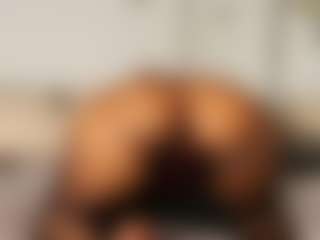 Live cam show with Angellyque - Long Hair on slutload