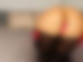 Live cam show with Angellyque - Shaved on SpankPalCams