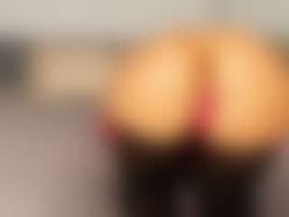 Live cam show with Angellyque - Bisexual on Cam Slut