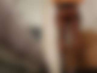 Live cam show with Angellyque - Long Hair on liverealitysex.com