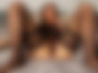 Live cam show with Angellyque - Sensual on Milfs Live