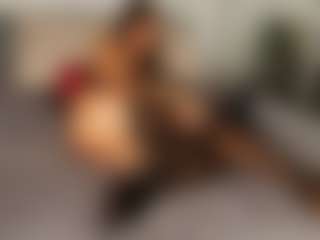 Live cam show with Angellyque - Long Legs on Streamer API