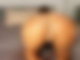 Live cam show with Angellyque - Bisexual on Camsoda