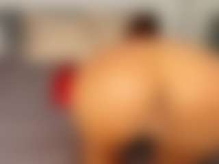 Live cam show with Angellyque - Shaved on Camsoda