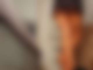 Live cam show with Angellyque - Crazy on Milf Play