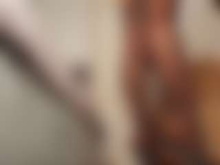 Live cam show with Angellyque - Long Hair on Camming Site