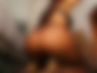 Angellyque's Live Sex Cam Show