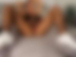Angellyque's Live Sex Cam Show