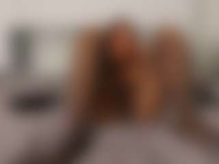 Angellyque MILF webcam performer live streaming