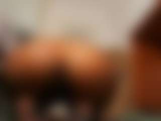 Live cam show with Angellyque - Crazy on AdultVida.com