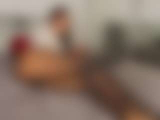 Live cam show with Angellyque - Bisexual on Dare Cams