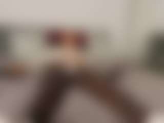 Live cam show with Angellyque - Long Legs on Camsoda