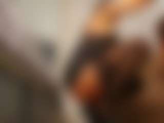 Live cam show with Angellyque - Shaved on slutload