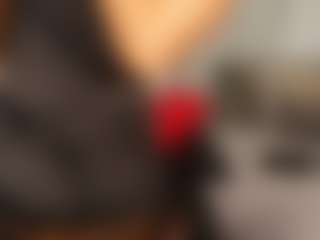 Live cam show with Angellyque - Bisexual on intimatelivegirls.com