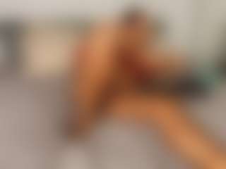 Live cam show with Angellyque - Long Legs on SpankPalCams