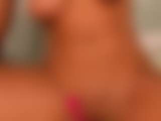 Live cam show with LexiLow - Blondie on TeamSkeetLive