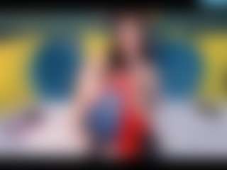 Live cam show with SonyaFoxx - Worship on googirlz