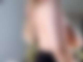 Live cam show with Ann - Blonde Hair HD on chickslive.net