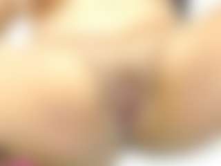 Live cam show with SQUIRTH - Colombia MILF on Camversity