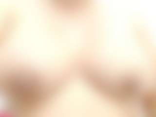 Live cam show with Yisel - Period on slutload