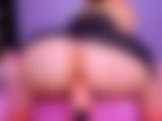 Shantalljones's Live Sex Cam Show