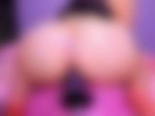 Shantalljones's Live Sex Cam Show