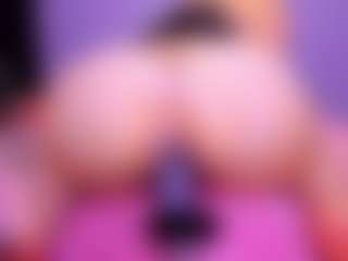Shantalljones's Live Sex Cam Show