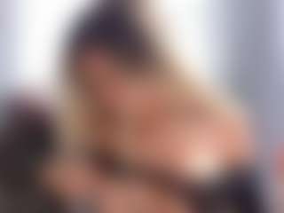 sassyt33n's Live Sex Cam Show