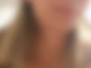 sassyt33n's Live Sex Cam Show