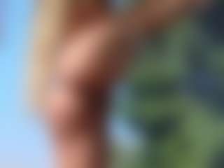 sassyt33n's Live Sex Cam Show