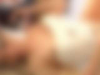 sassyt33n's Live Sex Cam Show