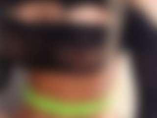 sassyt33n's Live Sex Cam Show