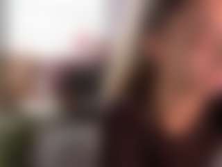 sassyt33n's Live Sex Cam Show