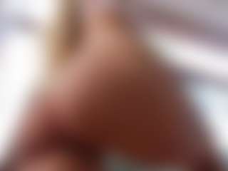 sassyt33n's Live Sex Cam Show