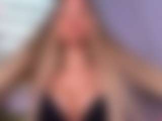 sassyt33n's Live Sex Cam Show