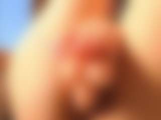 sassyt33n's Live Sex Cam Show