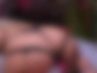 sassyt33n's Live Sex Cam Show