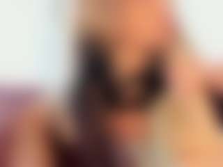 sassyt33n's Live Sex Cam Show