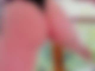 sassyt33n's Live Sex Cam Show