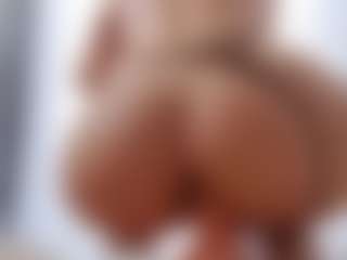 sassyt33n's Live Sex Cam Show