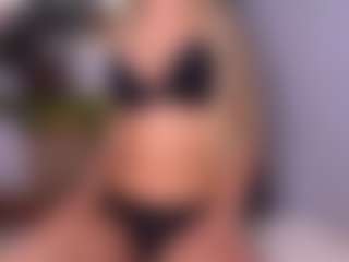 sassyt33n's Live Sex Cam Show