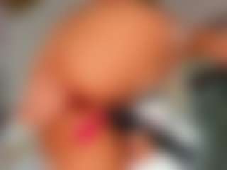 sassyt33n's Live Sex Cam Show