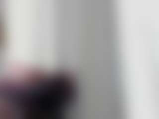 sassyt33n's Live Sex Cam Show