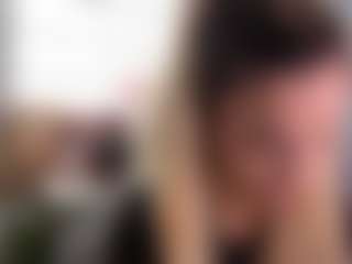 Live cam show with sassyt33n - Kinky on Milfs Live
