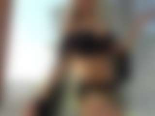 Live cam show with sassyt33n - Brown Eyes on SinfulBabes