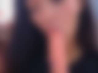 Live cam show with sassyt33n - Bikini on StripNow