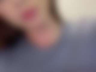 Live cam show with S A R A H. FX - Outside on AdultVida.com