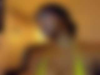 Live cam show with idaarasmith - Beauty on StripNow